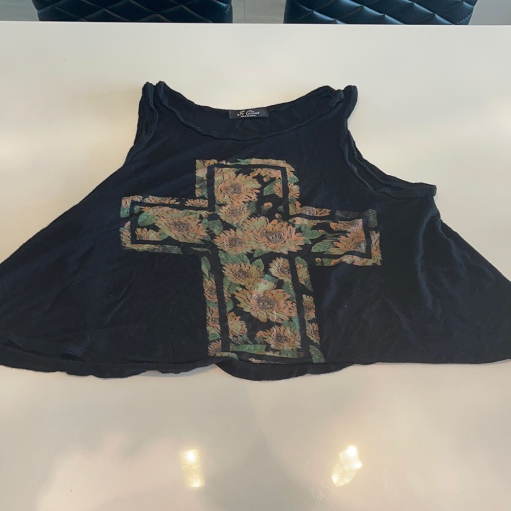 Black crop top